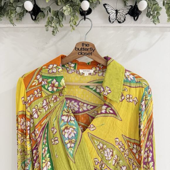 Haute Hippe Colorful Boho V Neck Crop Blouse Small Floral CD725 - Picture 2 of 4